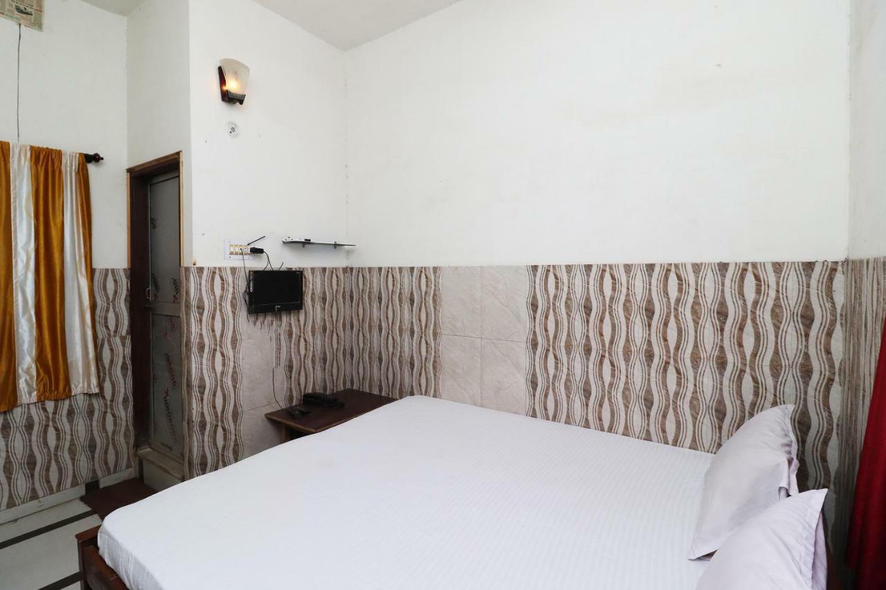 Hotel Vijay Rajgir Exterior photo